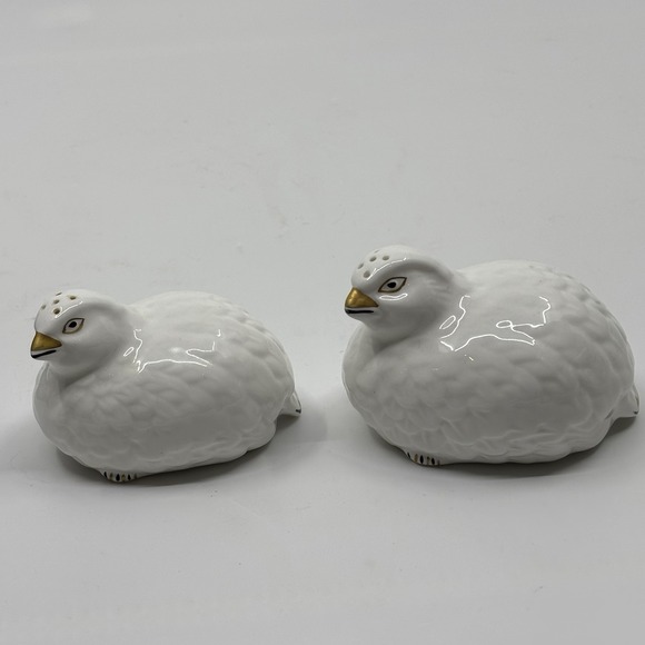 Aynsley Hand Painted Fine Bone China Salt And Pepper Shakers Birds Quail Doves - Picture 3 of 9